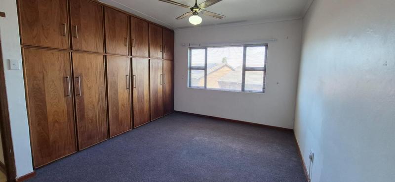4 Bedroom Property for Sale in Dana Bay Western Cape
